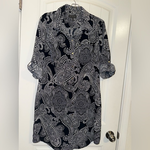 The Limited Dresses & Skirts - The Limited Black and White Buttoned Shirt Dress